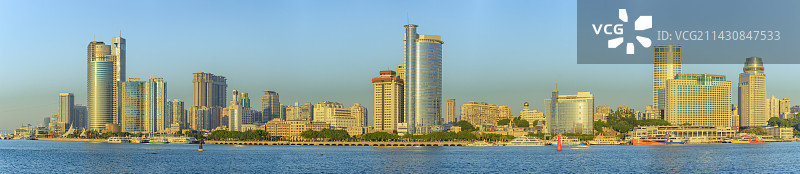 在鼓浪屿遥望厦门岛图片素材