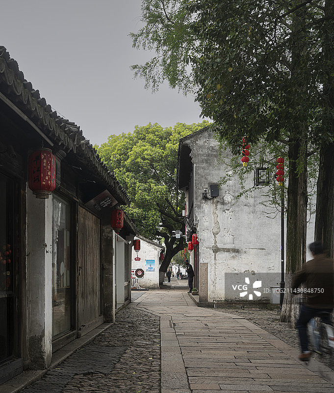 入画江南，苏州平江路，四月天图片素材