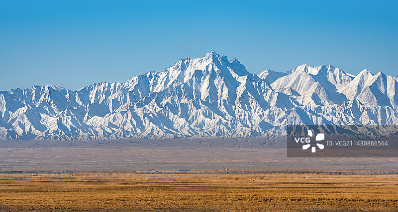 昆仑山脉图片素材