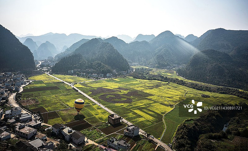 春到万峰林图片素材