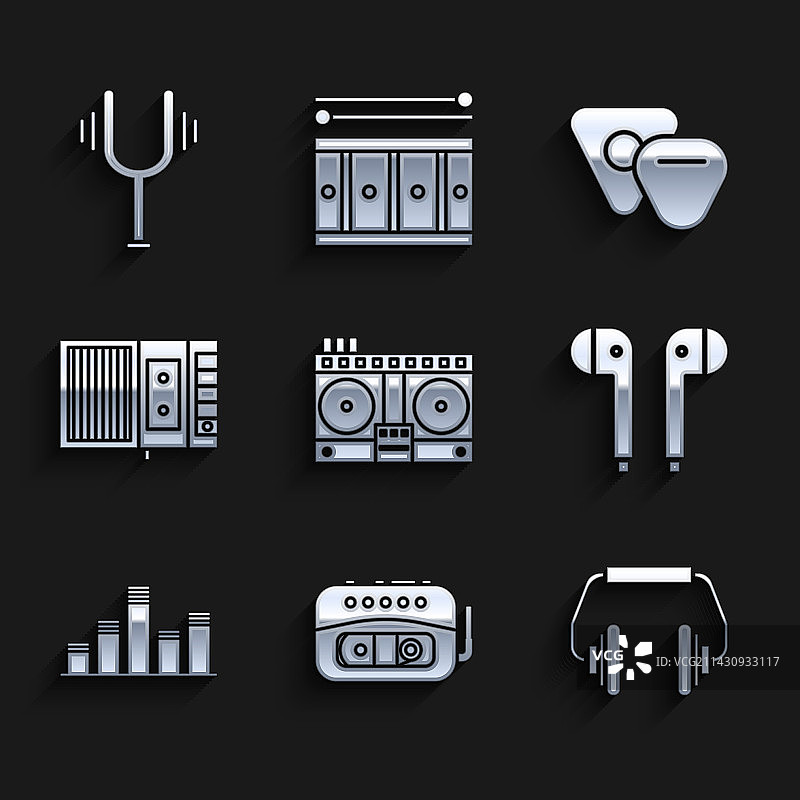 用于播放和混合音乐的DJ遥控器套装图片素材