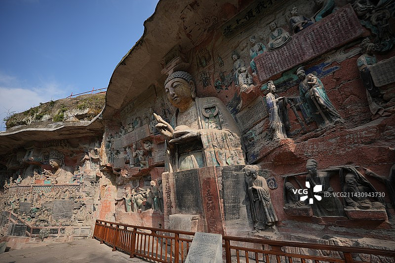 大足石刻宝顶山石刻大方便佛报恩经变相图片素材