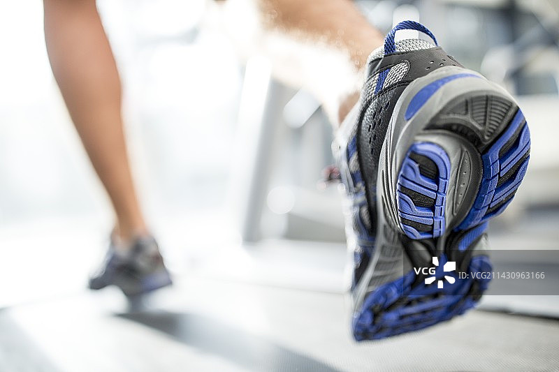 运动鞋特写图片素材