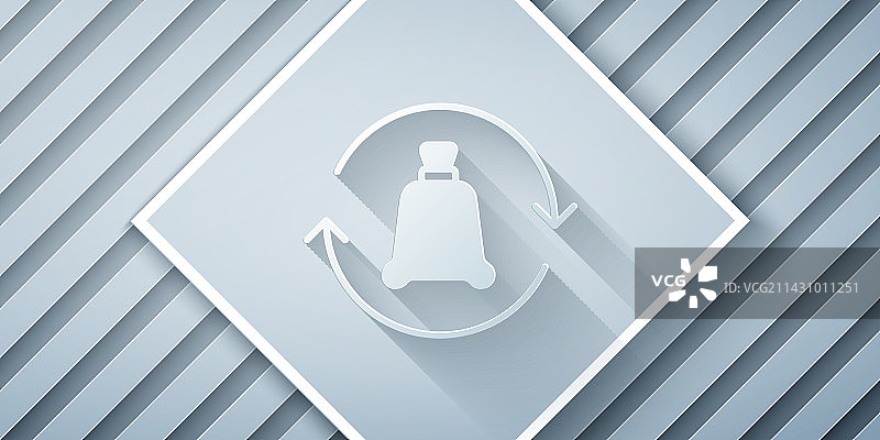 带有回收标志的剪纸垃圾袋图片素材