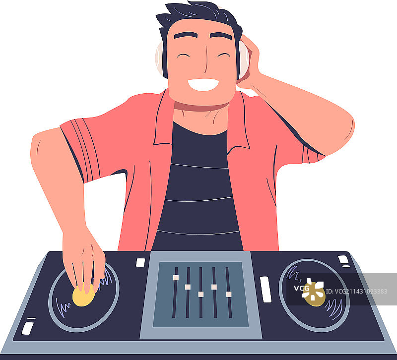 男俱乐部DJ在调音台播放音乐图片素材