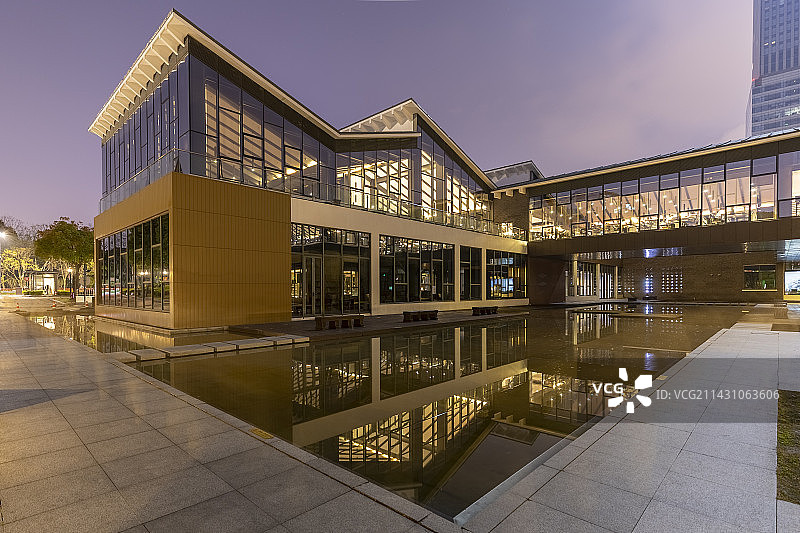 上海嘉定新城嘉定图书馆夜景图片素材