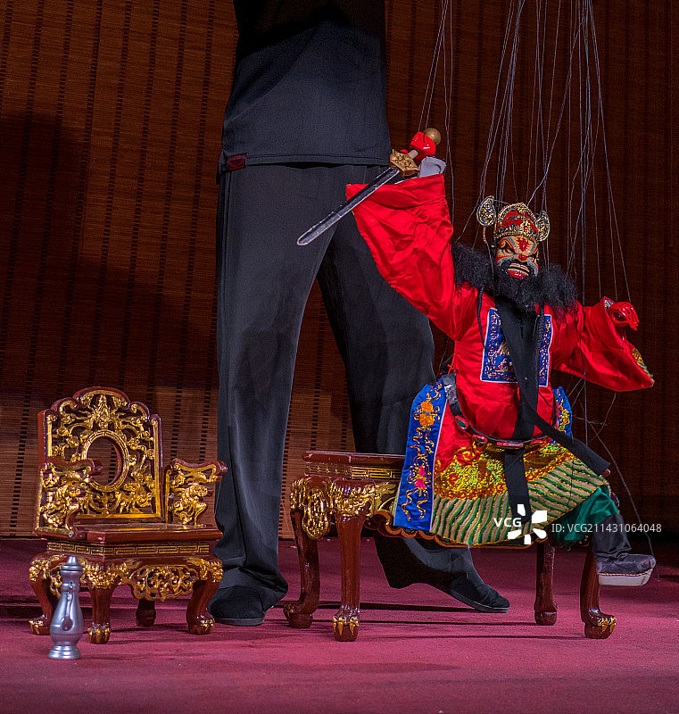 福建泉州非物质文化遗产提线木偶中华文化传承钟馗醉酒组照图片素材