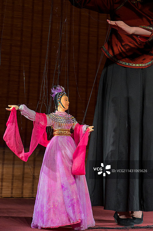 福建泉州提线木偶戏非物质文化遗产中华文化传承演出组照图片素材