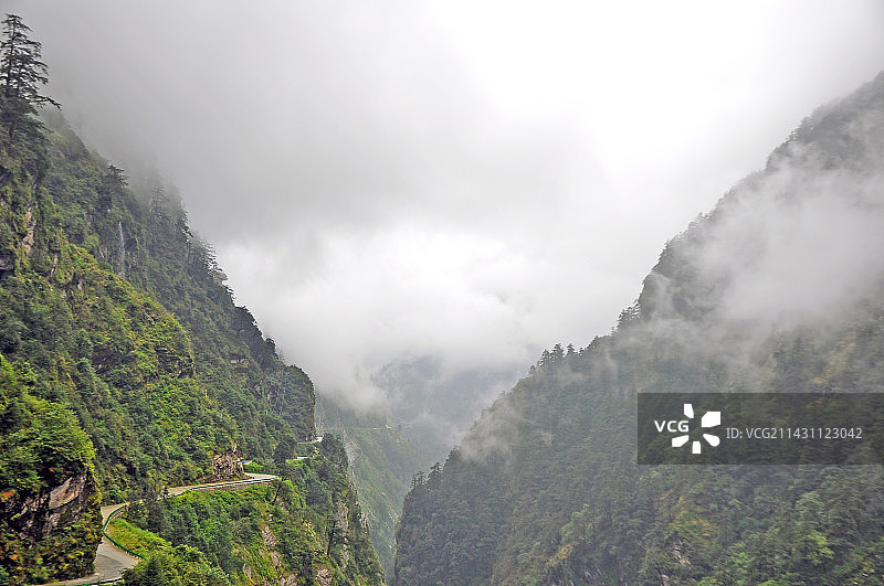 中尼边境聂拉木风光图片素材