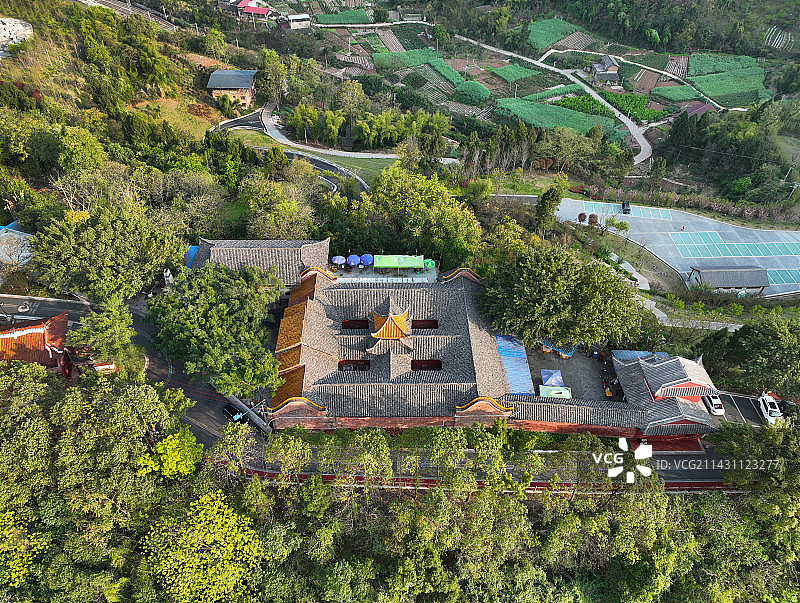 四川省遂宁射洪市大英县蓬莱公园魁山寺航拍图片素材