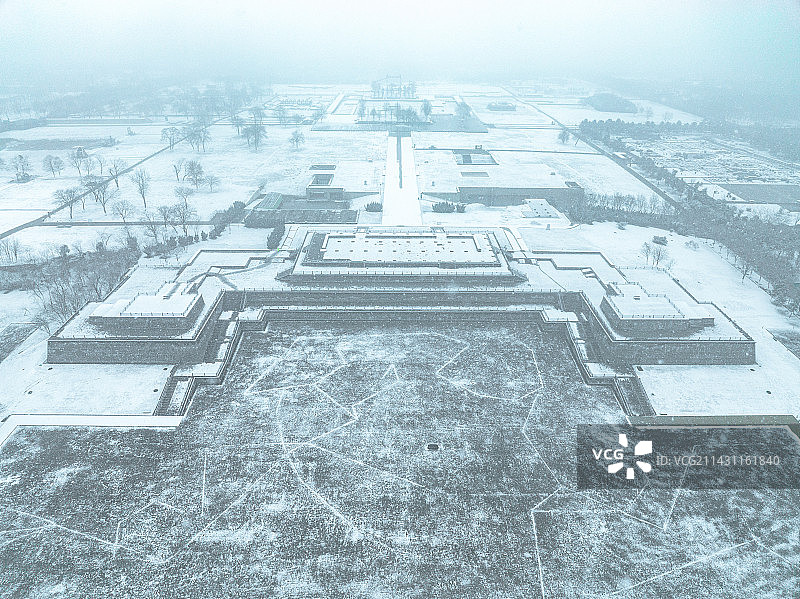 航拍西安大明宫雪景风光图片素材