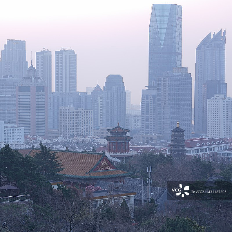 从太平山望湛山寺图片素材