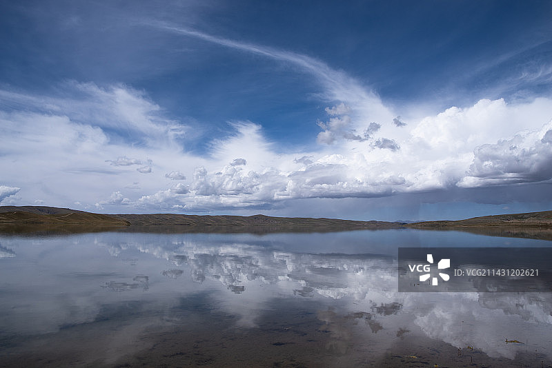 水天一镜图片素材