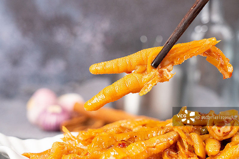 香辣无骨鸡脚图片素材