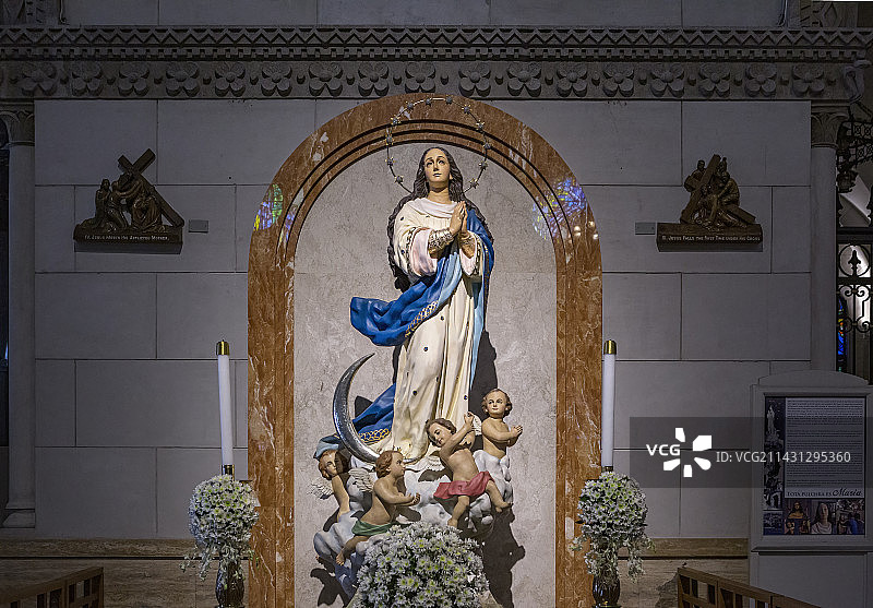 菲律宾马尼拉大教堂内景图片素材