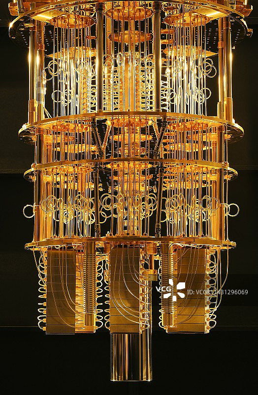 IBM Q量子计算机恒温器图片素材