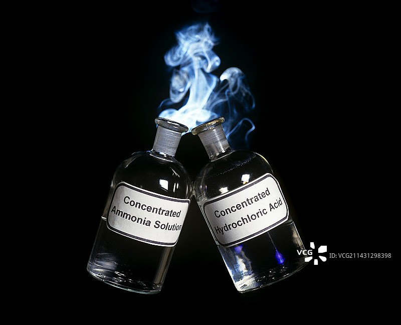 氯化铵形成图片素材