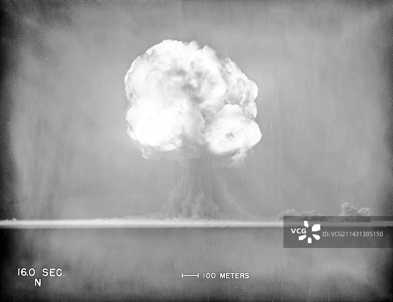 1945年三位一体核试验原子弹爆炸16秒后图片素材
