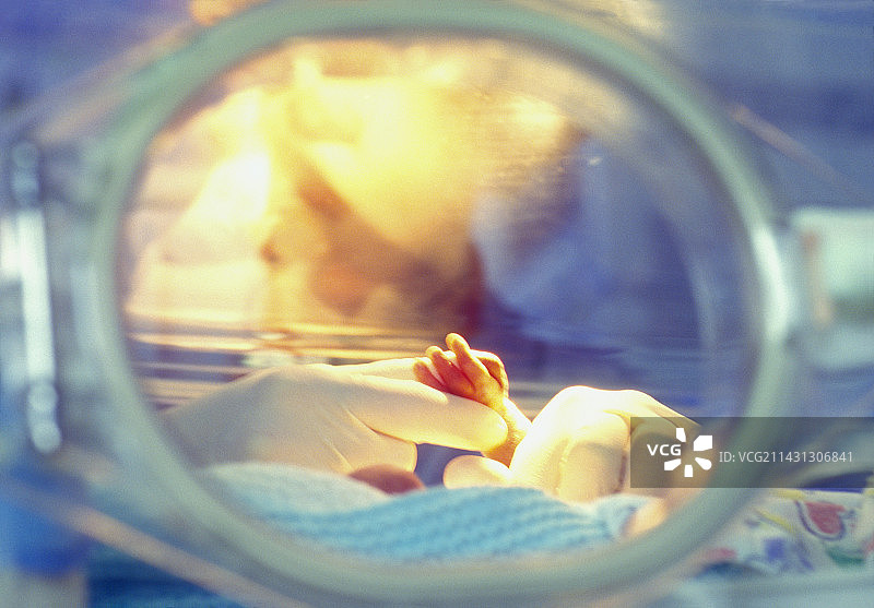 早产儿图片素材