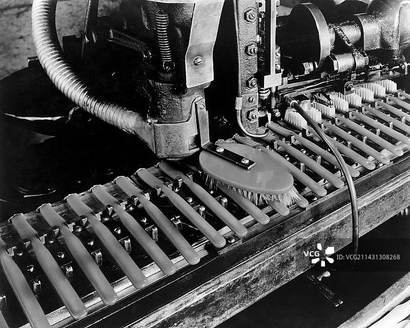 20世纪30年代的尼龙牙刷产品图片素材