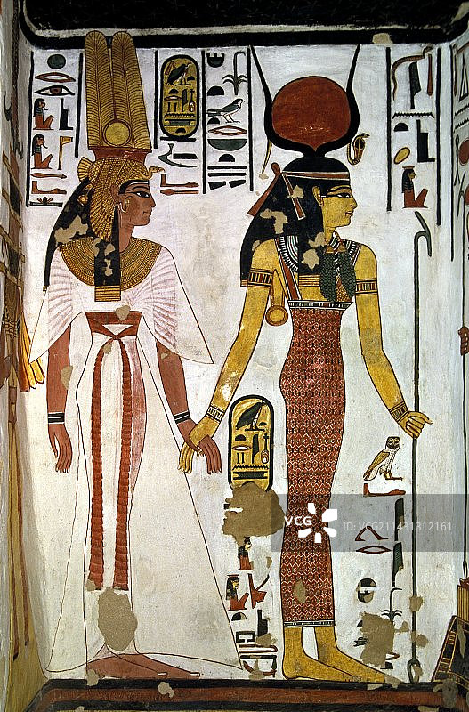 纳芙蒂蒂女王和伊西斯图片素材