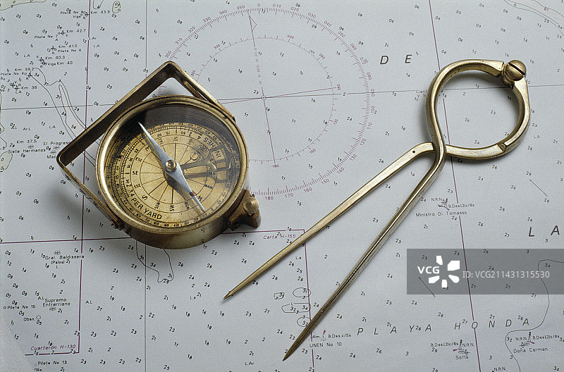 指南针和分规图片素材