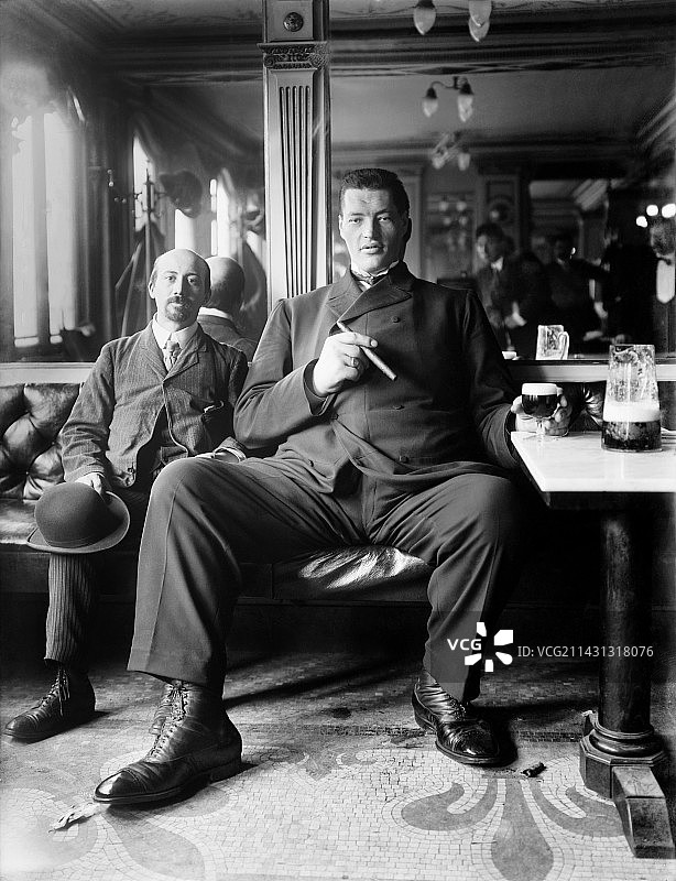 巴蒂斯特·雨果，法国巨人症病例图片素材