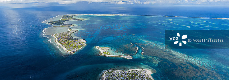 基里巴斯，坎顿环礁入口航拍图片素材