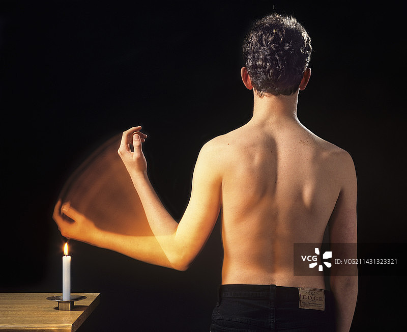 撤回反射图片素材