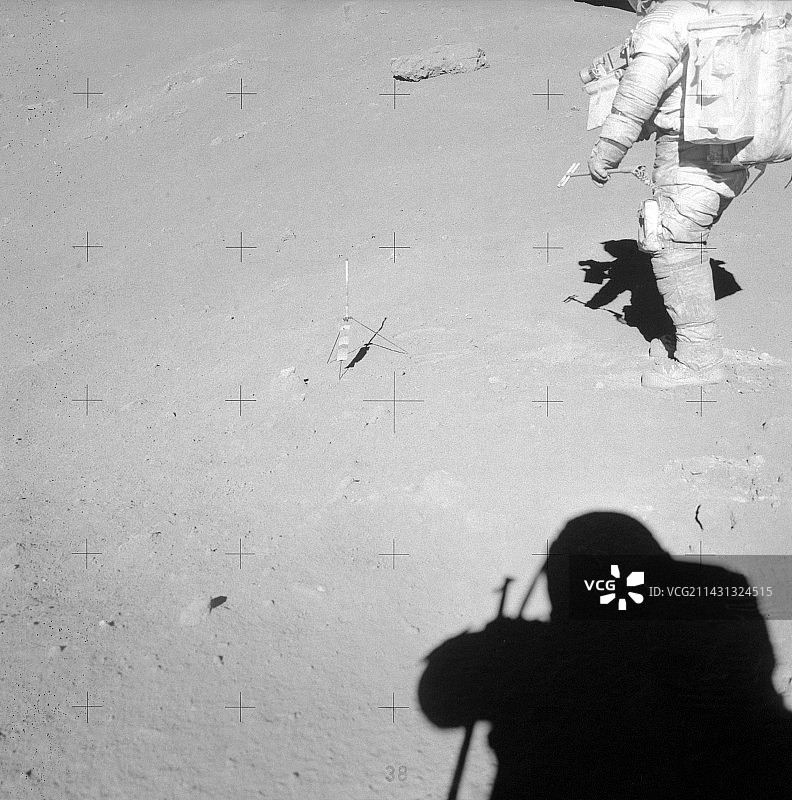 阿波罗15号在月球上的创世纪岩石图片素材