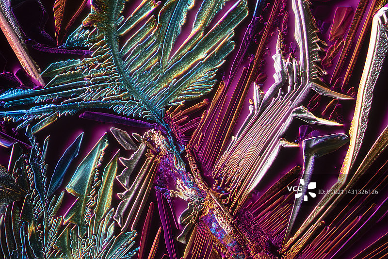 偏振光显微镜下的氯化锂图片素材