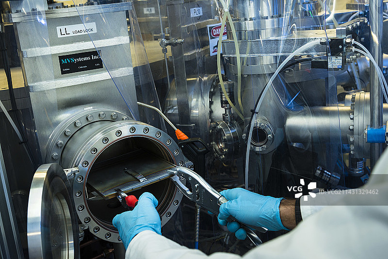 薄膜光伏电池研究图片素材