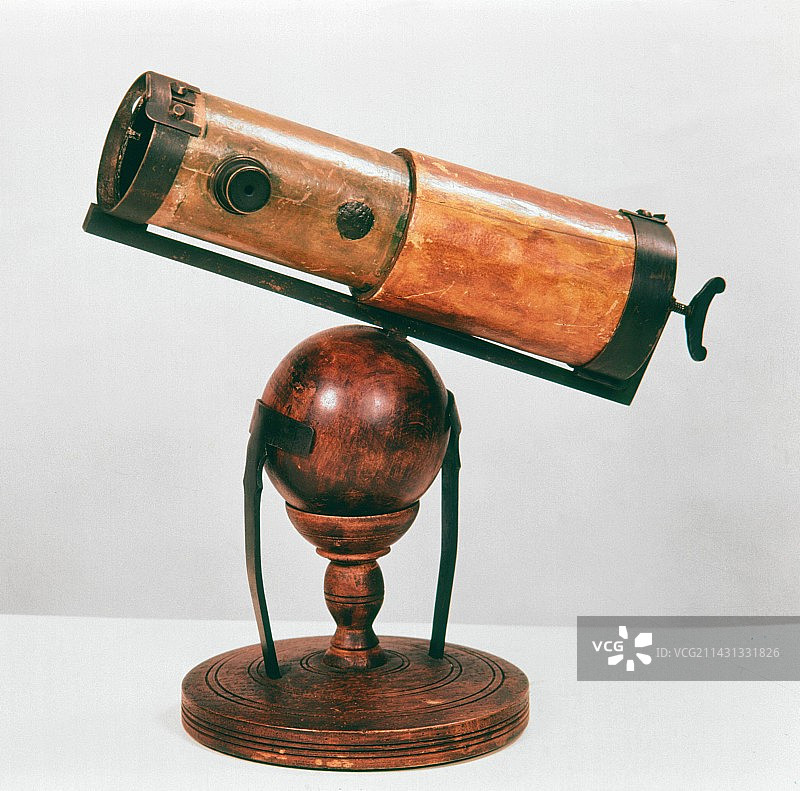 牛顿反射望远镜复制品图片素材