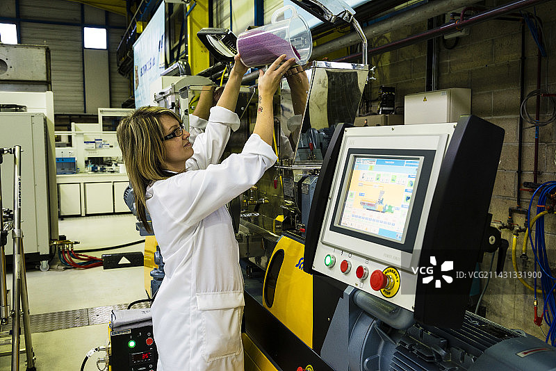 塑料回收厂图片素材