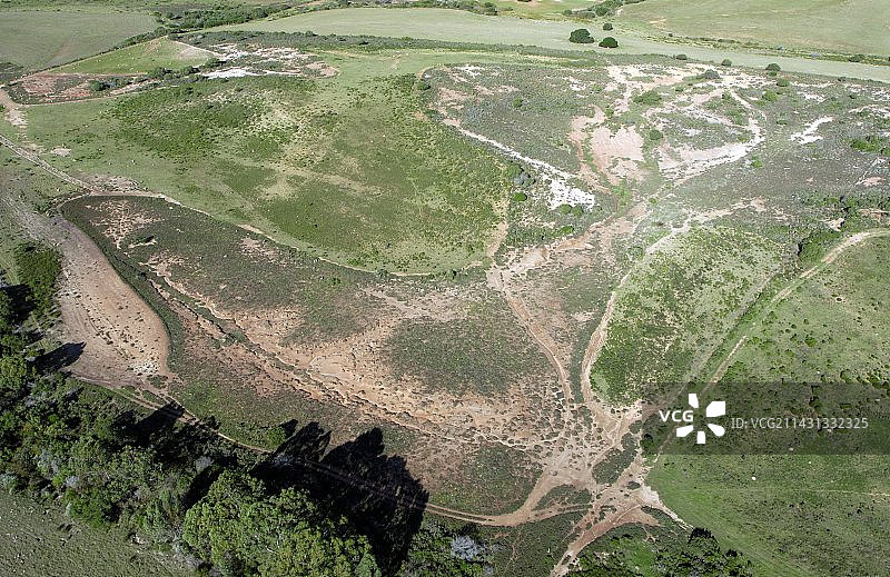 南非过度放牧的山坡图片素材