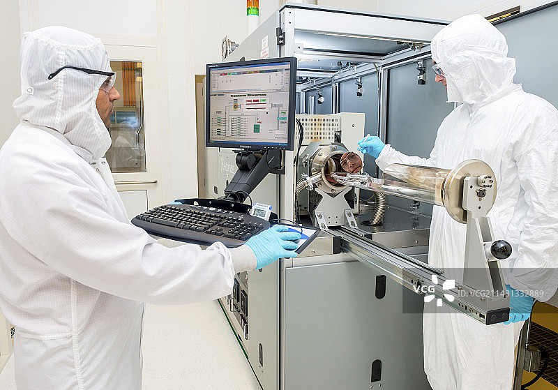 薄膜晶体管研究图片素材