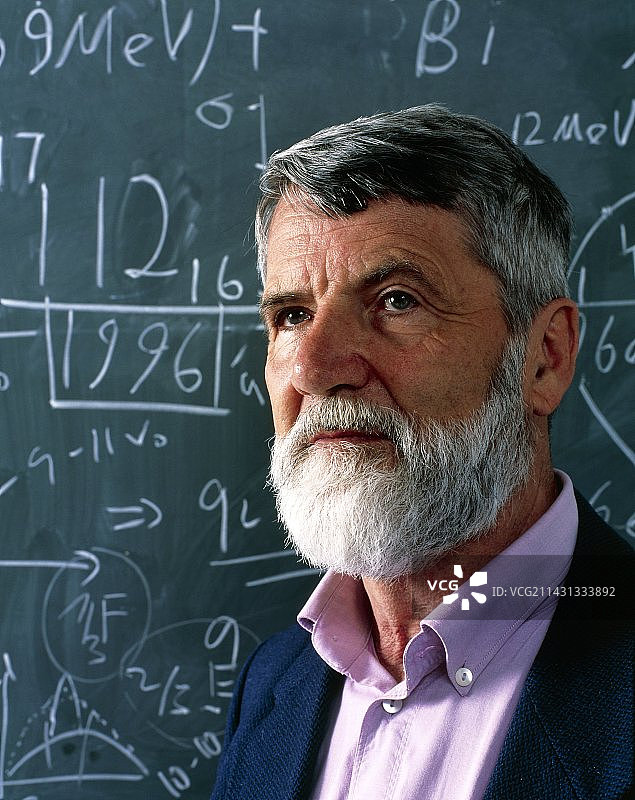 德国新元素发现者彼得·阿姆布鲁斯特图片素材