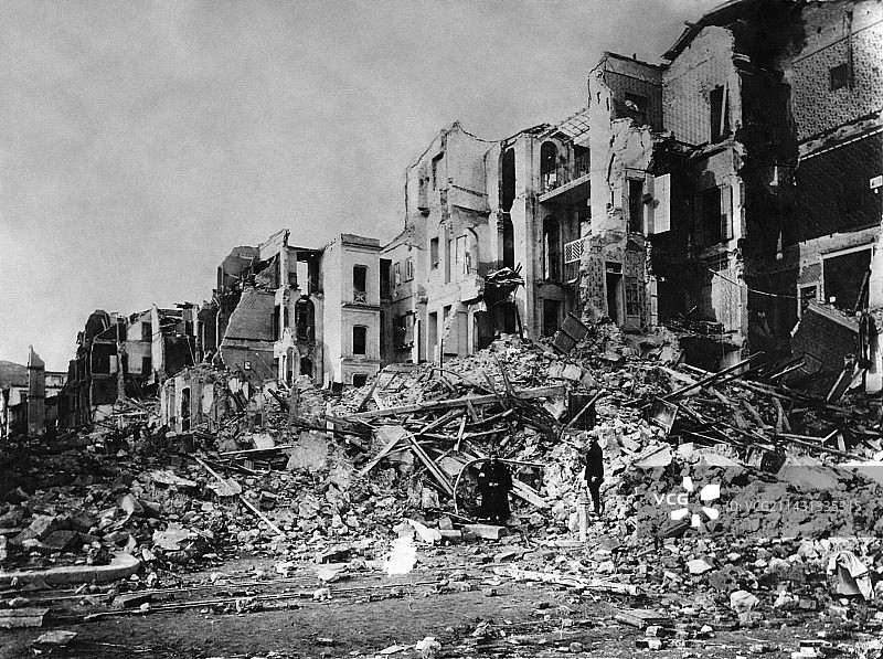 1908年墨西拿地震后的废墟图片素材