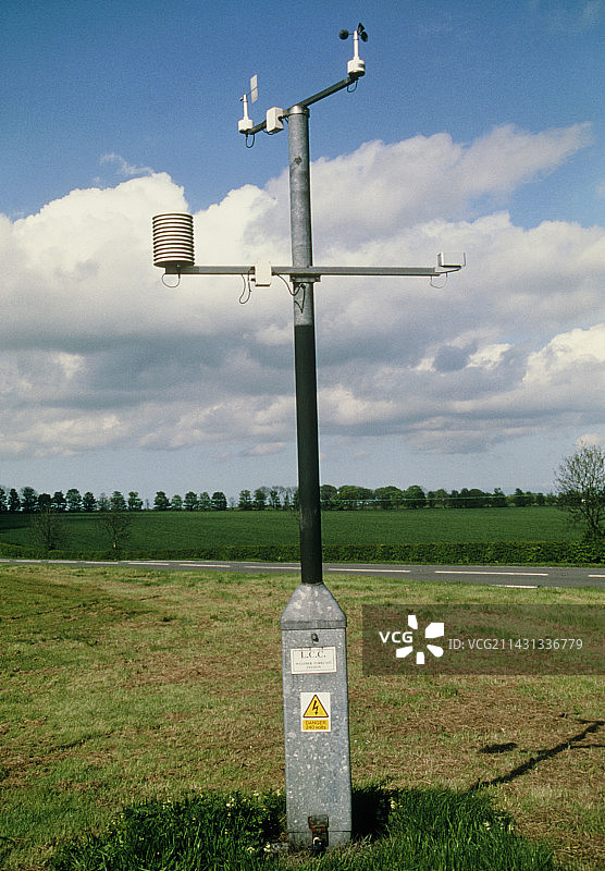 自动化气象监测站图片素材