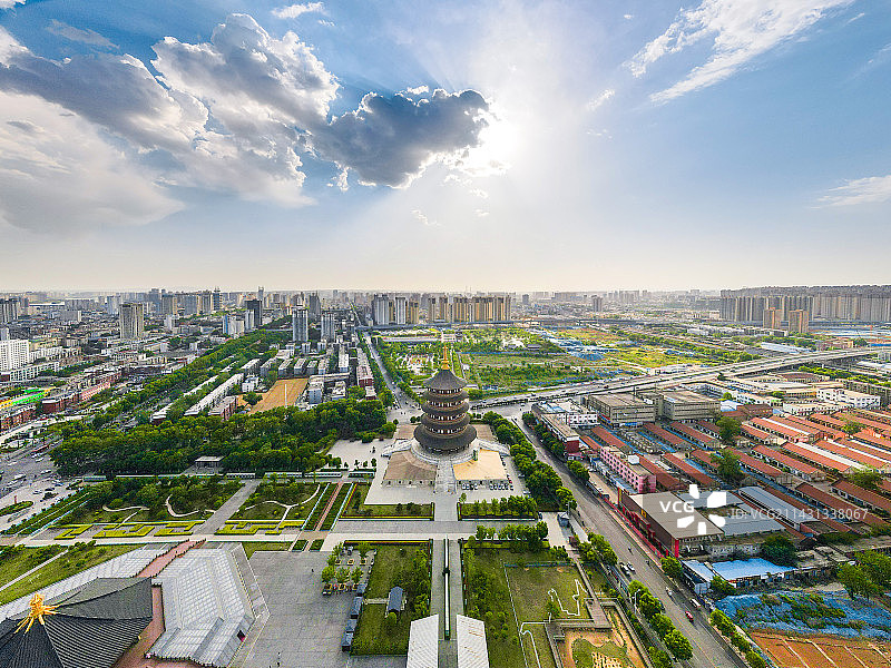 云起隋唐洛阳城天堂图片素材