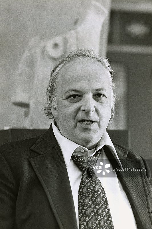 美国物理学家伯顿·里克特图片素材