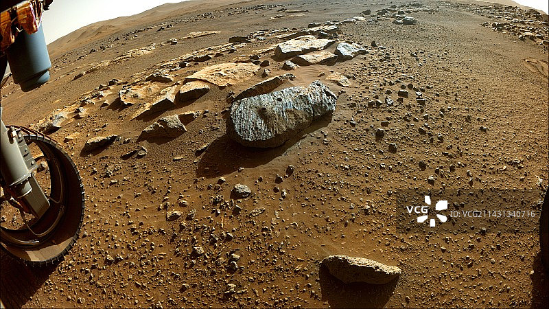毅力号火星车采样后的罗谢特岩石图片素材