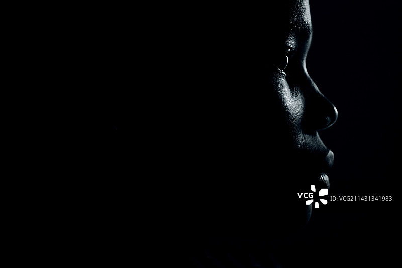 女人的脸图片素材