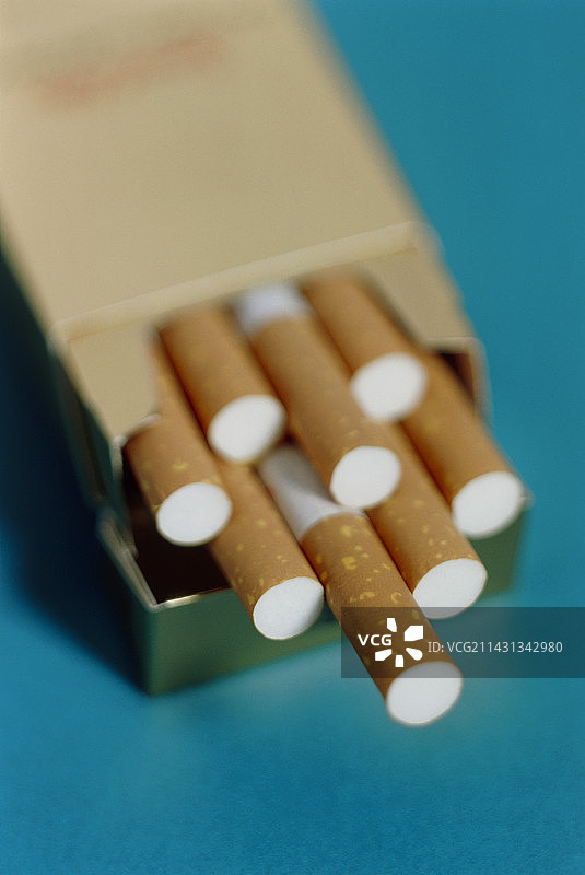 一包香烟图片素材