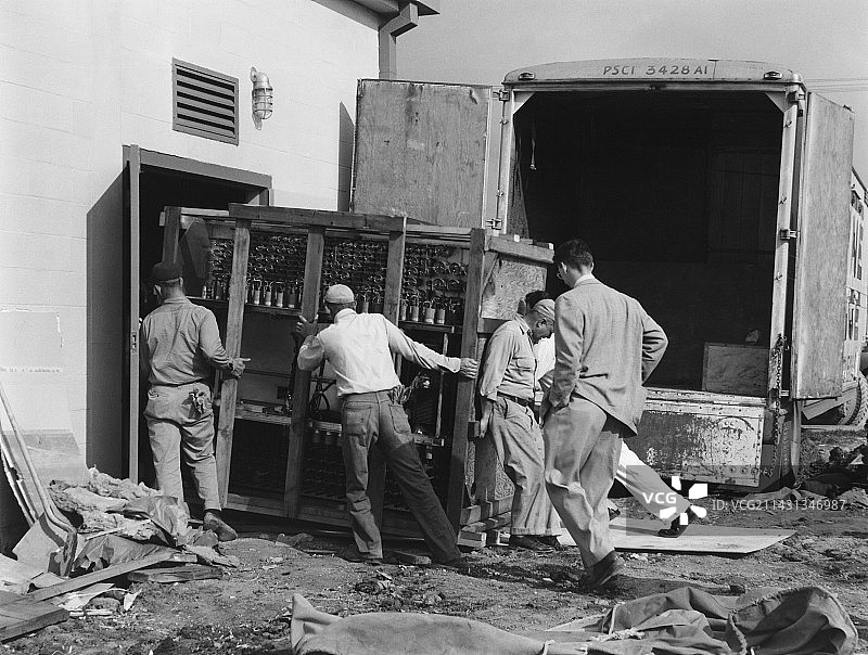 UNIVAC 1计算机交付，1953年图片素材