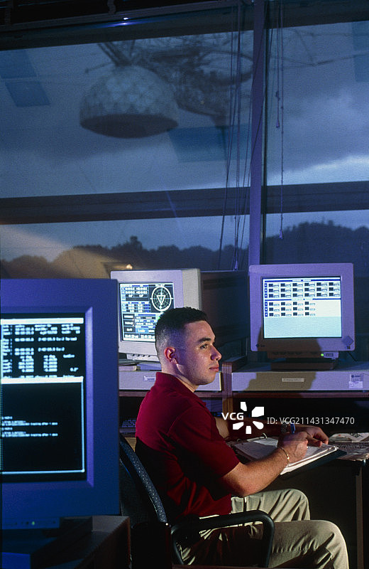 阿雷西博射电望远镜观测室图片素材