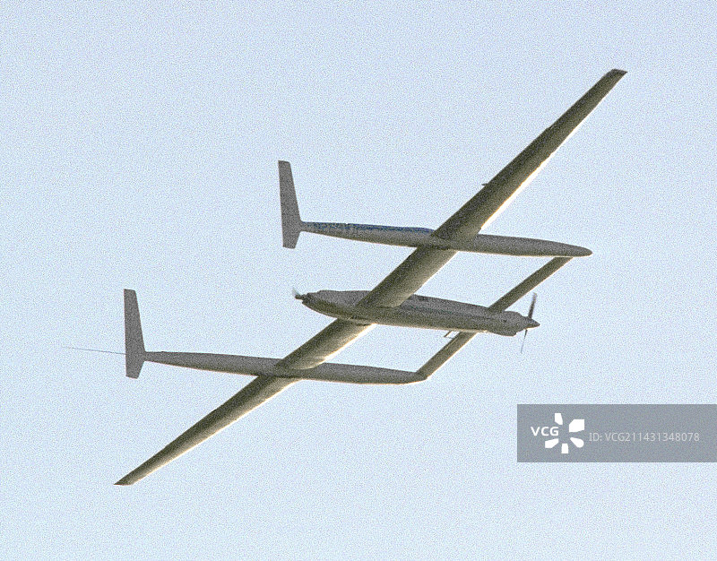 首次无需加油的环球飞行图片素材