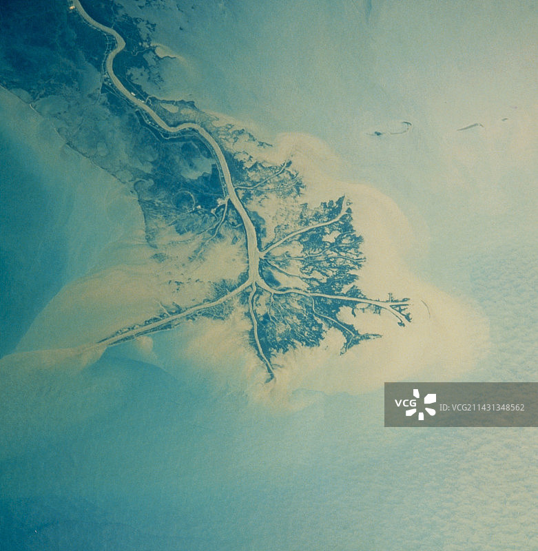 从航天飞机61A看到的密西西比河三角洲图片素材