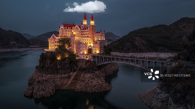 黑夜古堡图片素材