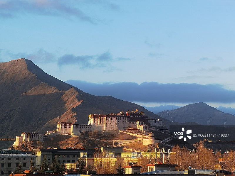 布达拉宫日出图片素材